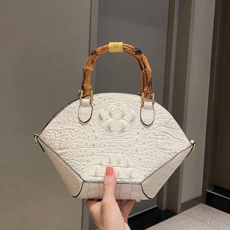 Women Bags Designer Sale - حقيبة كروس جلد البقر للنساء ،