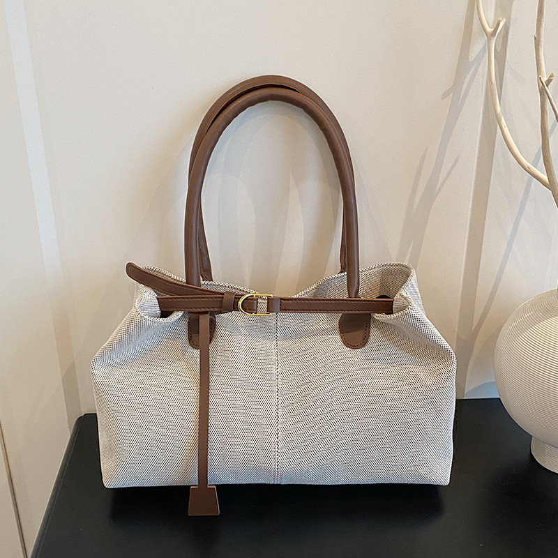 Women Bags Manufacturer - حقيبة كتف ريترو ذات سعة كبيرة