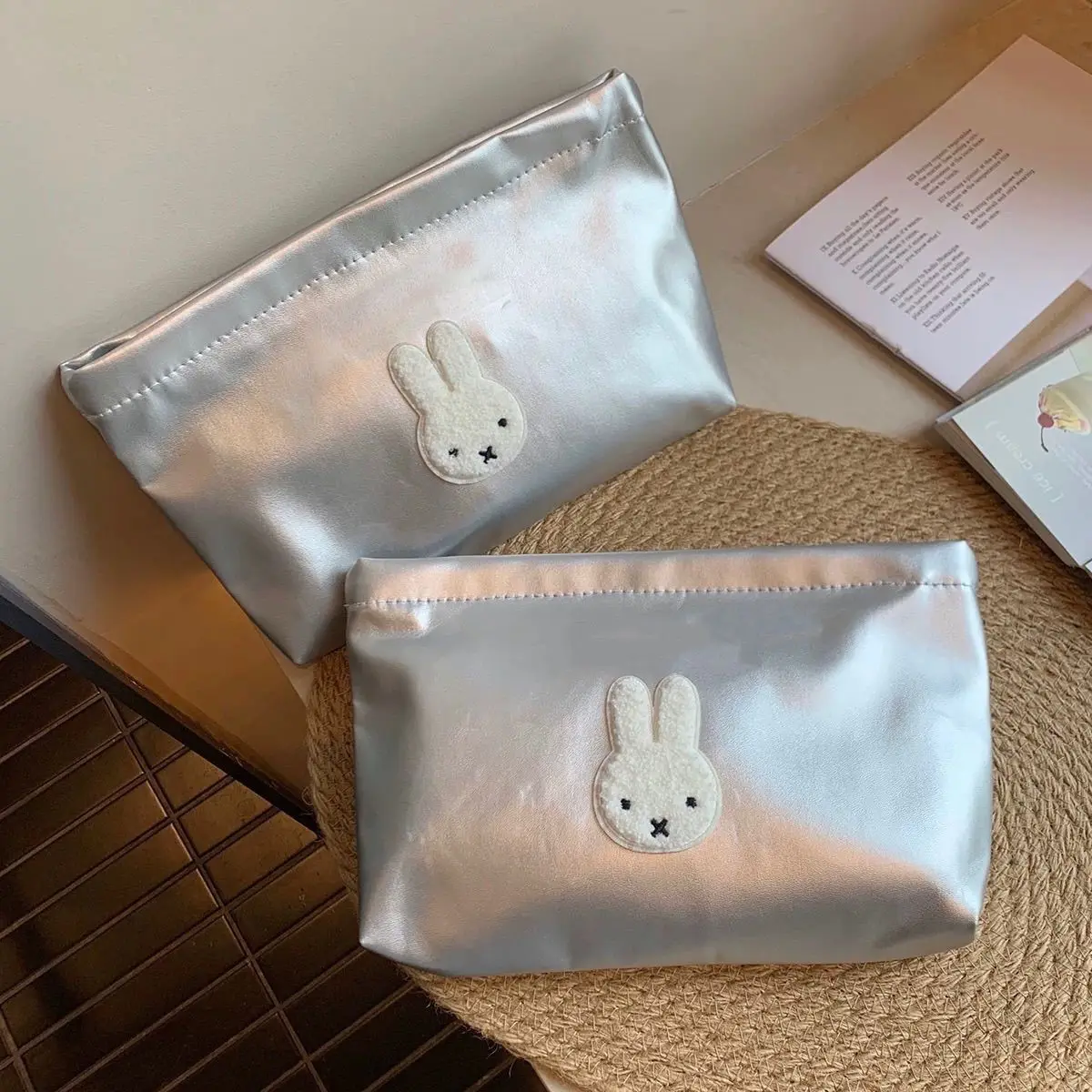 حقيبة مكياج محمولة بتصميم كرتو - مراجعة Women'S Japanese Bags وسعره