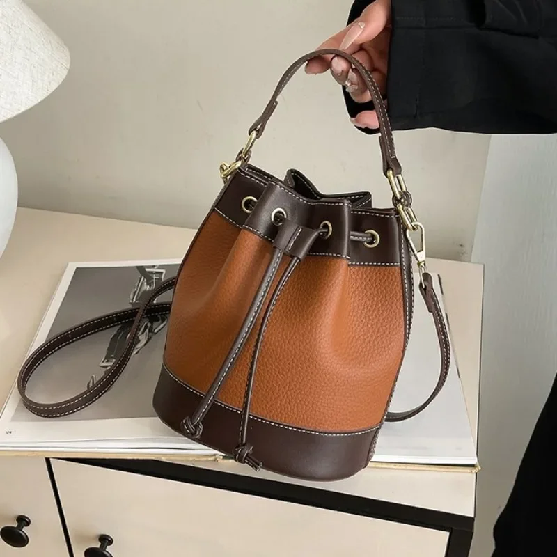 حقائب عصرية وأنيقة ذات تصميم م - مراجعة Women Bags Designer Sale وسعره