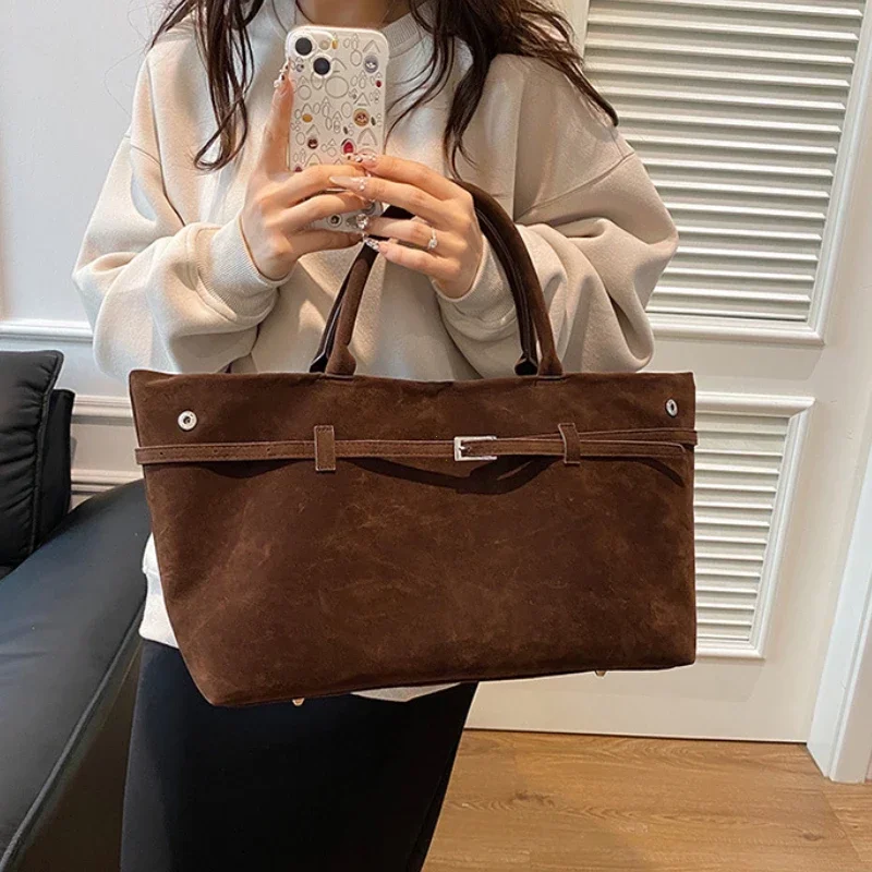 حقيبة نسائية مشبك تصميم زخرفي  - مراجعة Women Bags Designer Sale وسعره