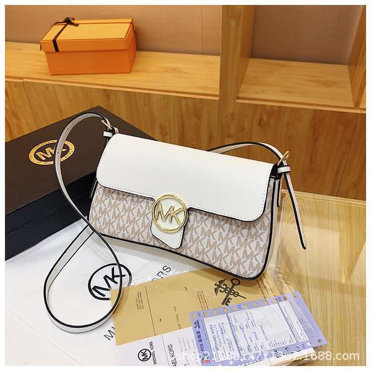 حقيبة كروس بودي من مايكل كورس، - مراجعة Women Bags Mk وسعره