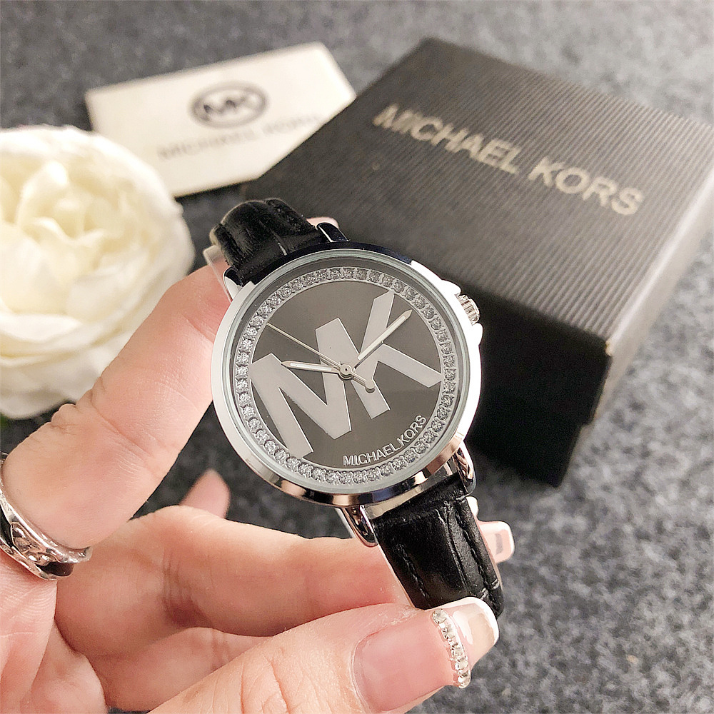 مايكل كورس MK ساعة كوارتز نسائ - مراجعة Women Bags Mk وسعره