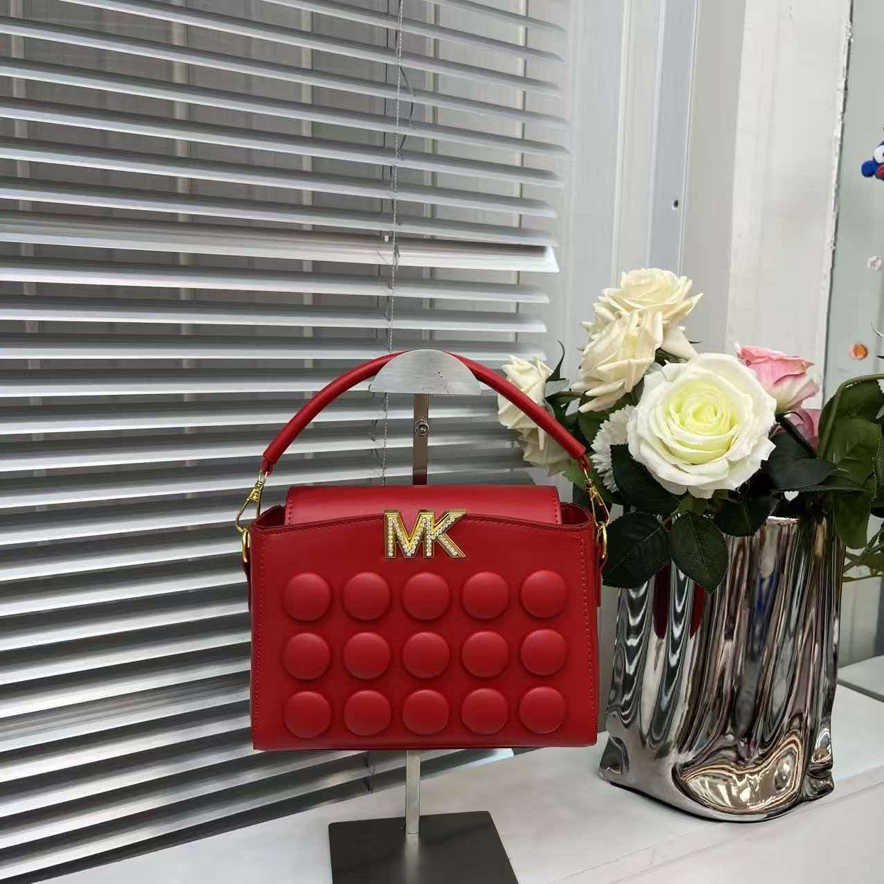حقيبة يد نسائية فاخرة خفيفة ال - مراجعة Women Bags Mk وسعره