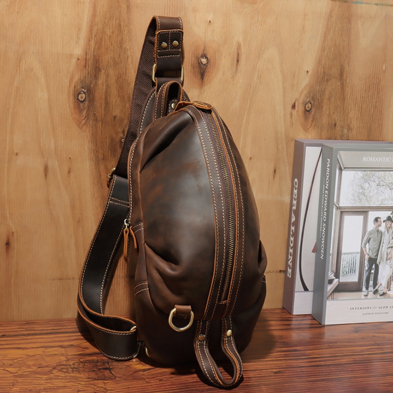 حقيبة صدر للرجال من الجلد الطب - مراجعة Saddle Bag Leather وسعره