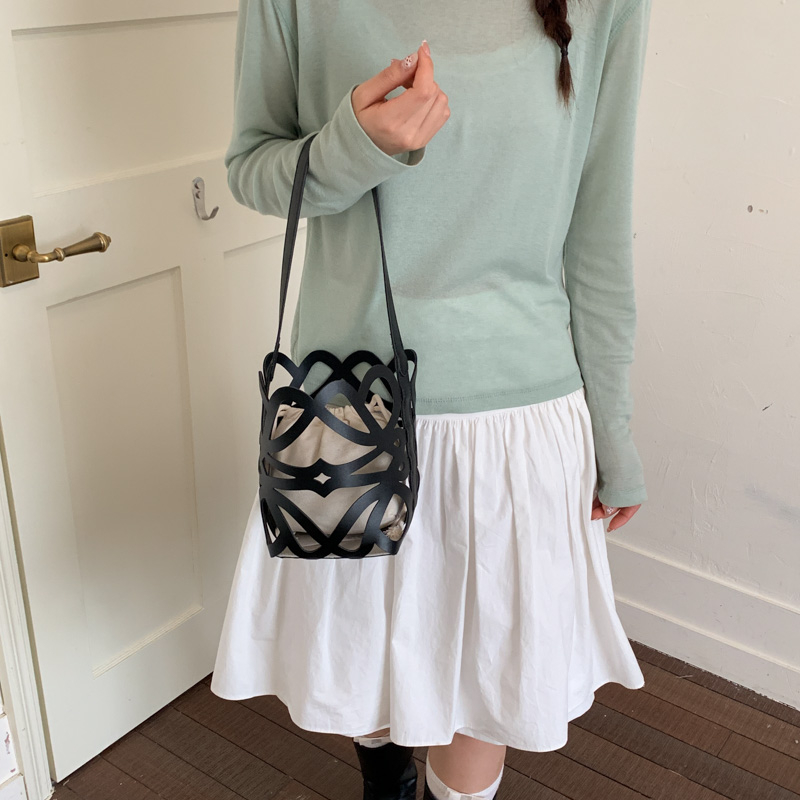 حقيبة كتف نسائية جديدة للصيف ب - مراجعة Women Bags Designer Sale وسعره